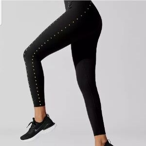 Nike 7/8 Studded Training Tights sold out on Nike website